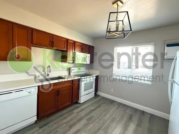 5724 Falconer Way #D, Sacramento, CA 95824
