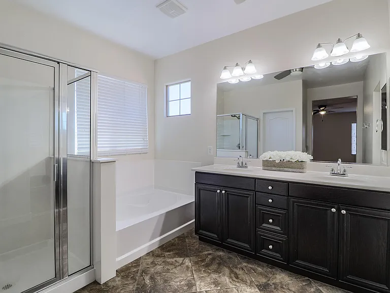 3457 E Orchid Ln — Photo 33