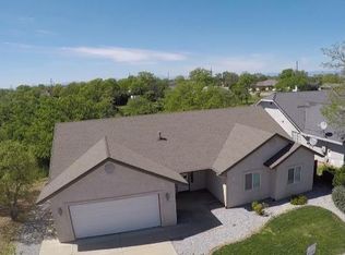 19707 Fort Seward Pl, Cottonwood, CA 96022