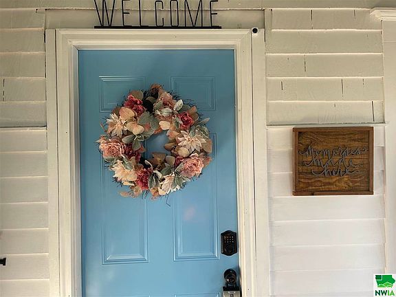 2nd image of 5011 Glenn Ave
