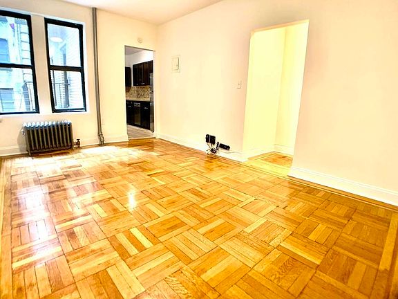 2nd image of 106 Fort Washington Ave #K2