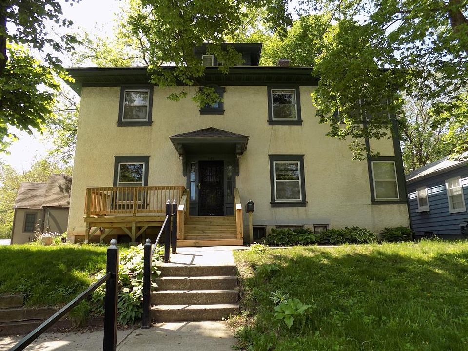1st image of 107 Cedar St