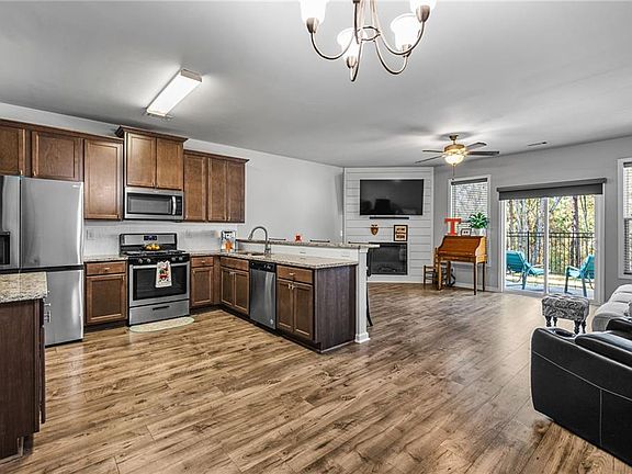 5th image of 4765 Beacon Ridge Ln