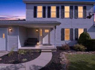 335 Royal Bounty Ln, Wauseon, OH 43567