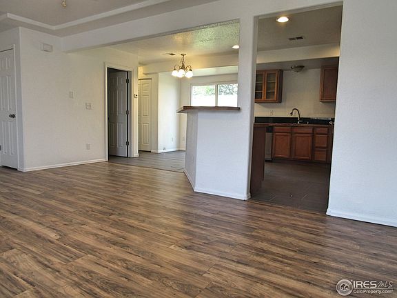 4th image of 2837 40th Avenue Ct