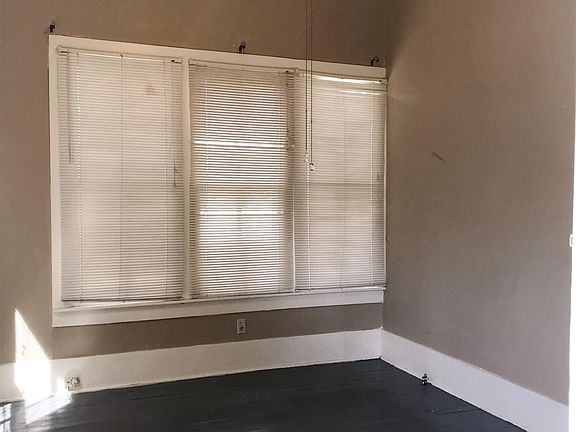 Living room- view from front door