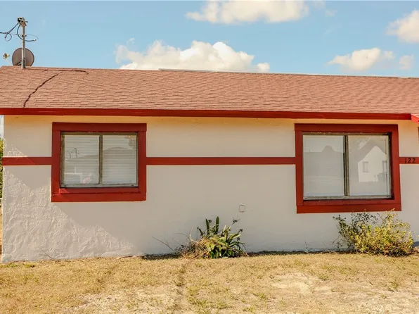 122 Gordon Ave S, Lehigh Acres, FL 33973