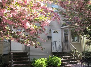 293 River St #293, Waltham, MA 02453