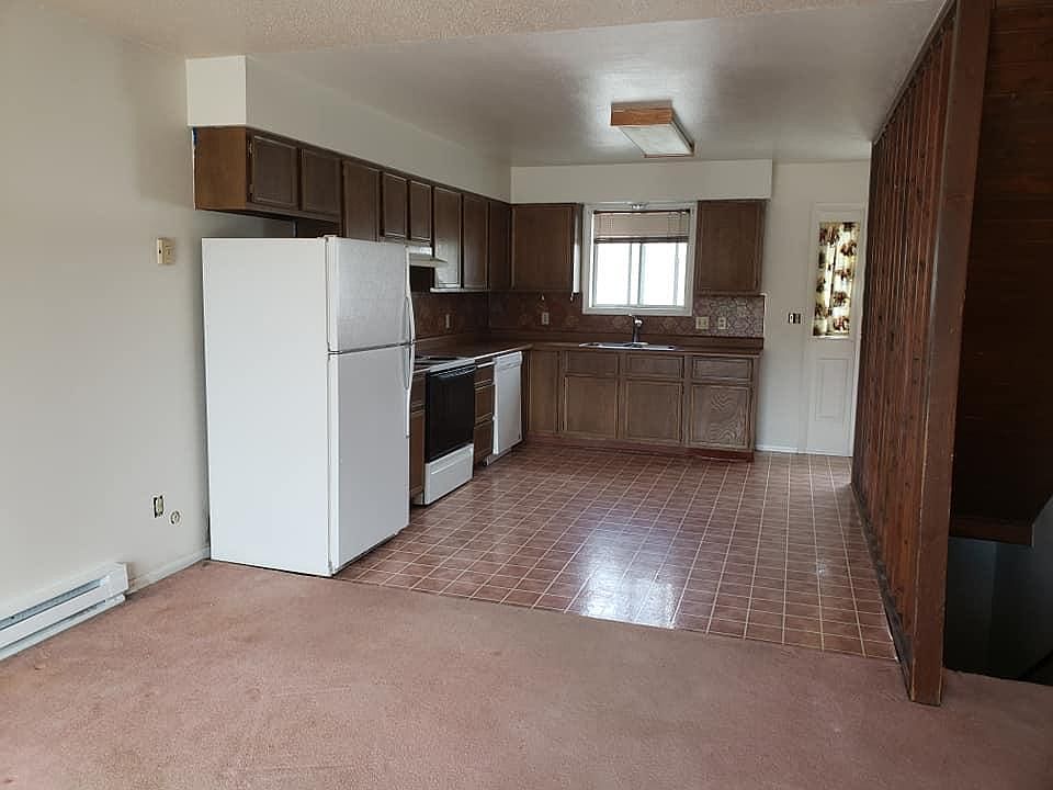 1st image of 400 Monroe Ave APT 8