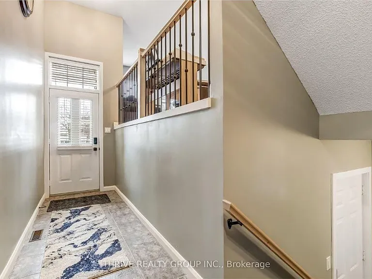 609 Colborne St #2 — Photo 3