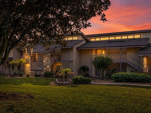3rd image of 2272 BURNWAY ROAD #2272