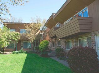 122 12th Ave E, Seattle, WA 98102
