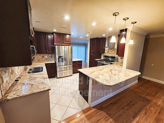 3rd image of 8283 Whelan Dr