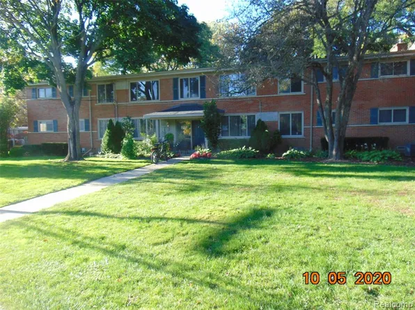 1127 Derby Rd, Birmingham, MI