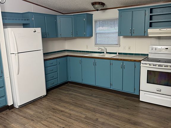 4th image of 2058 Krist Ln