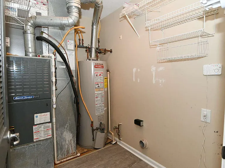 8405 Swift Ct — Photo 27