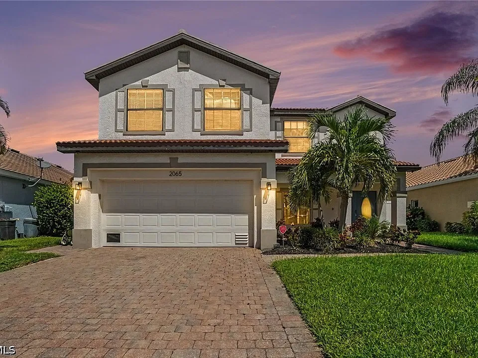 2065 Cape Heather Cir