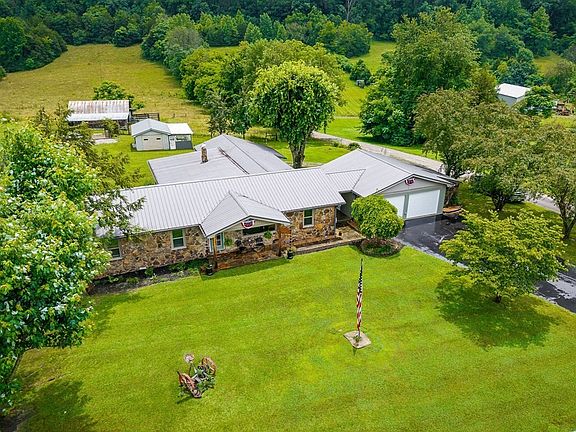 2nd image of 1653 Lester Flatt Rd