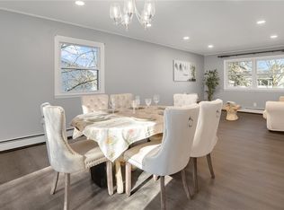 131 Simsbury Dr, Ithaca, NY 14850