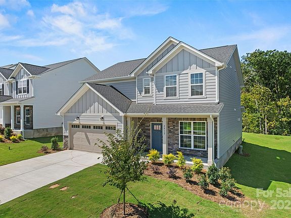 3rd image of 2012 Waxhaw Crossing Dr