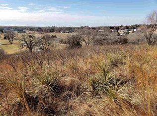 1301 Arrowhead Meadows Dr, Curtis, NE 69025