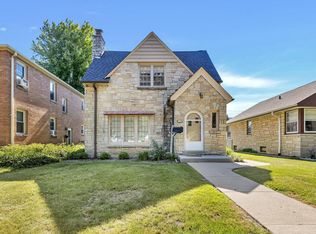 3140 S 30th St, Milwaukee, WI 53215