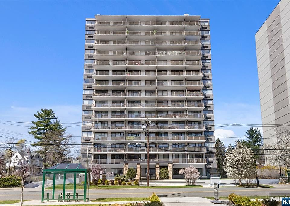 1st image of 235 Prospect Ave APT 2B