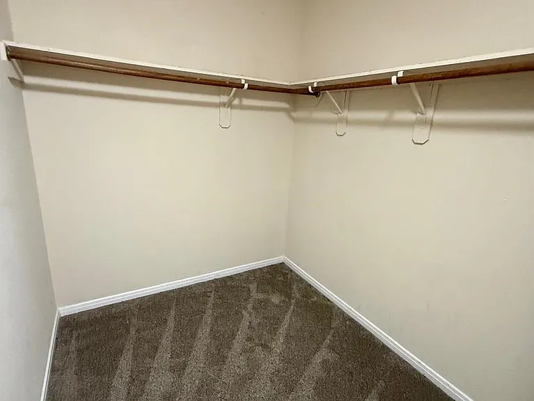 3207 Zephyr Glen Way — Photo 17
