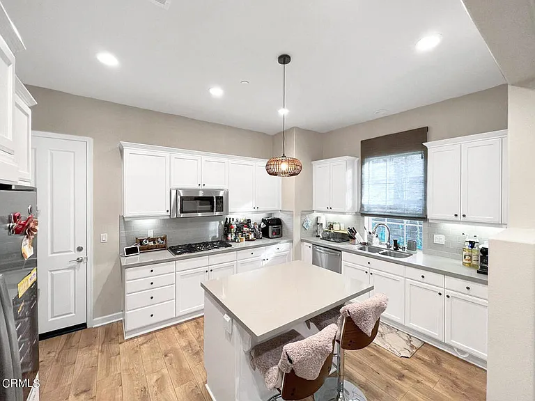 1653 Range Rd — Photo 8