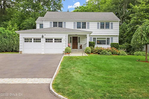 16 Hearthstone Dr Photo 1
