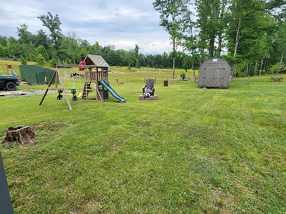4th image of 24 Golden Acreage Dr