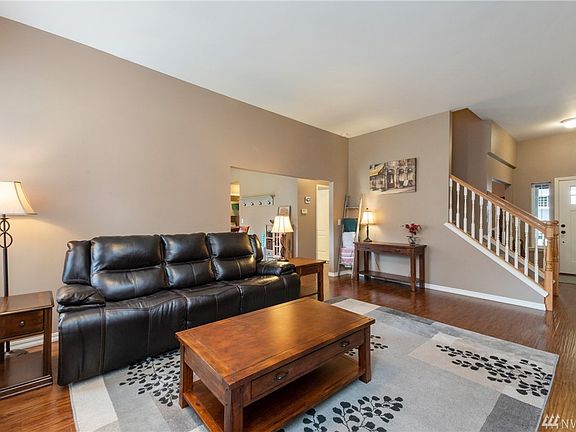 3rd image of 7107 McCormick Woods Dr SW