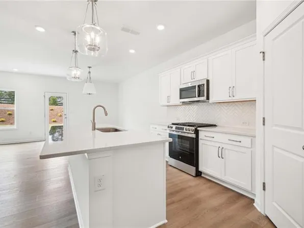 320 Silverleaf Trl, Bethlehem, GA 30620