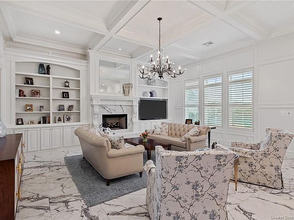2nd image of 5390 Waterside Dr