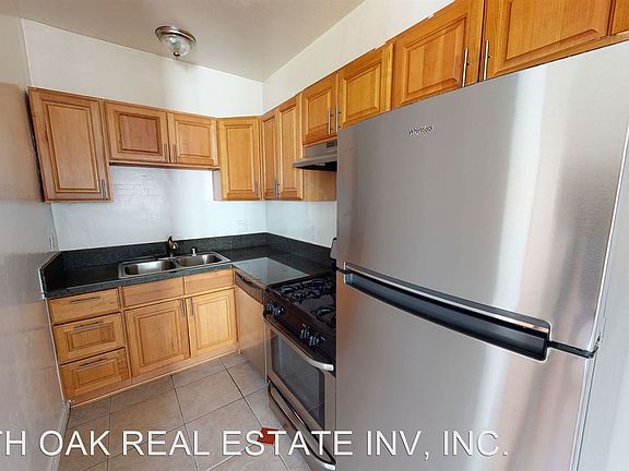 5th image of 1006 S Orange Dr APT 101