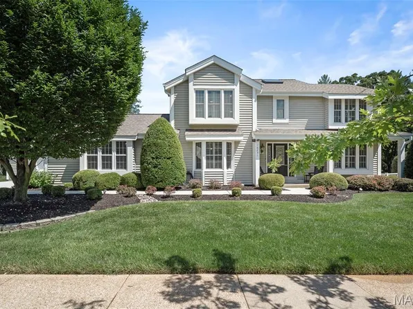 16231 Pepper View Ct, Chesterfield, MO 63005