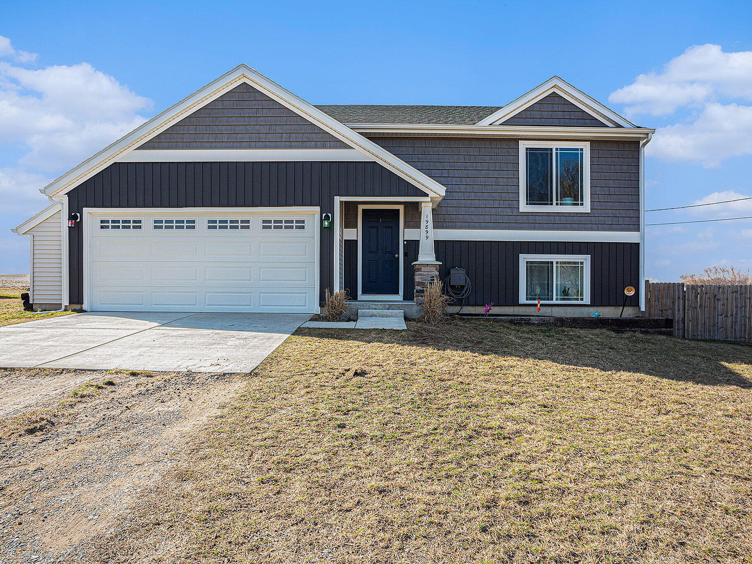 19899 Daggett Ave, Conklin, MI 49403 Zillow