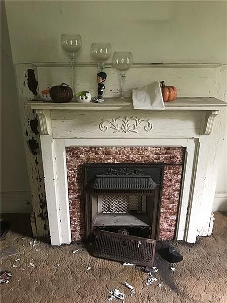 2nd image of 529 Florence Ave