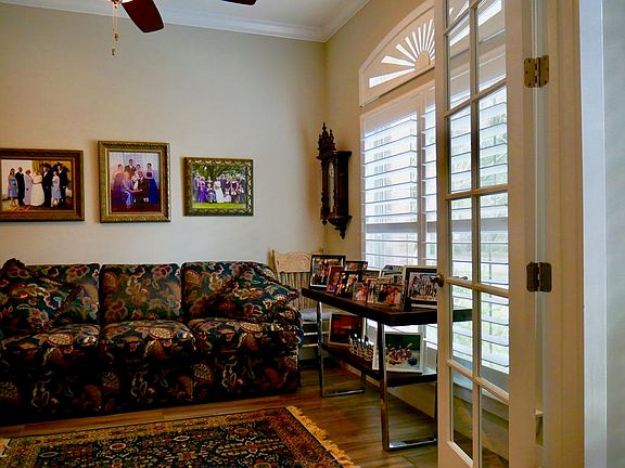 5th image of 912 Lido Cir E