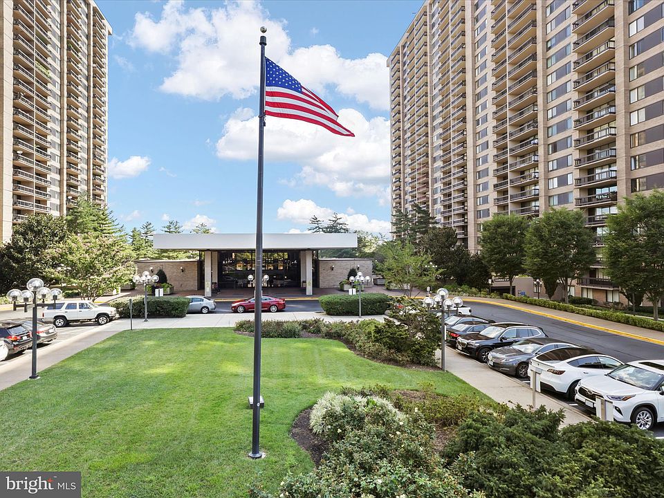 1st image of 3705 S George Mason Dr APT 2105S