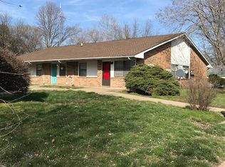 300 W Clay St #5, Smithton, MO 65350