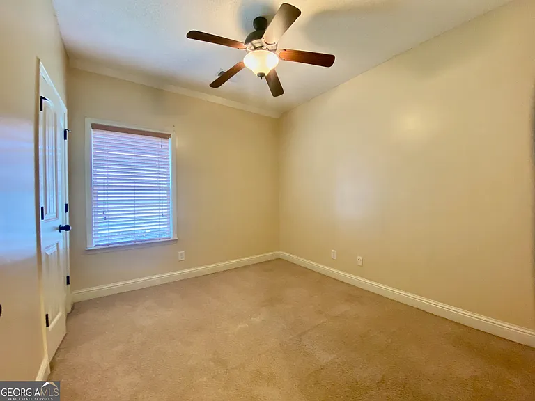 313 Madison Place Pkwy — Photo 8