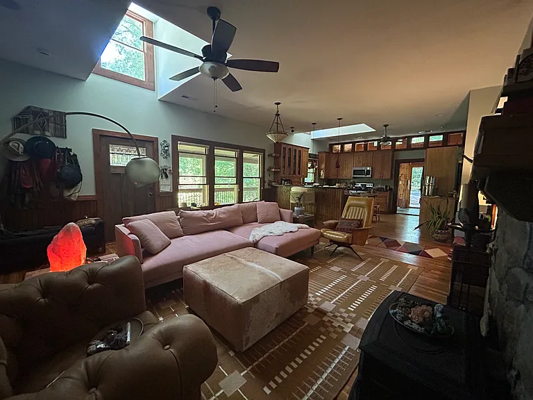 20 Meeks Rd — Photo 5