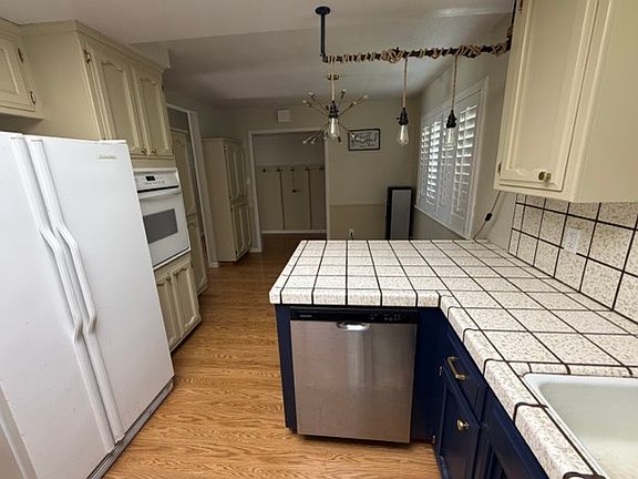 5th image of 6950 Wavecrest Way #6950