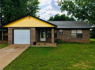 309 N Cimarron Rd, Tuttle, OK 73089