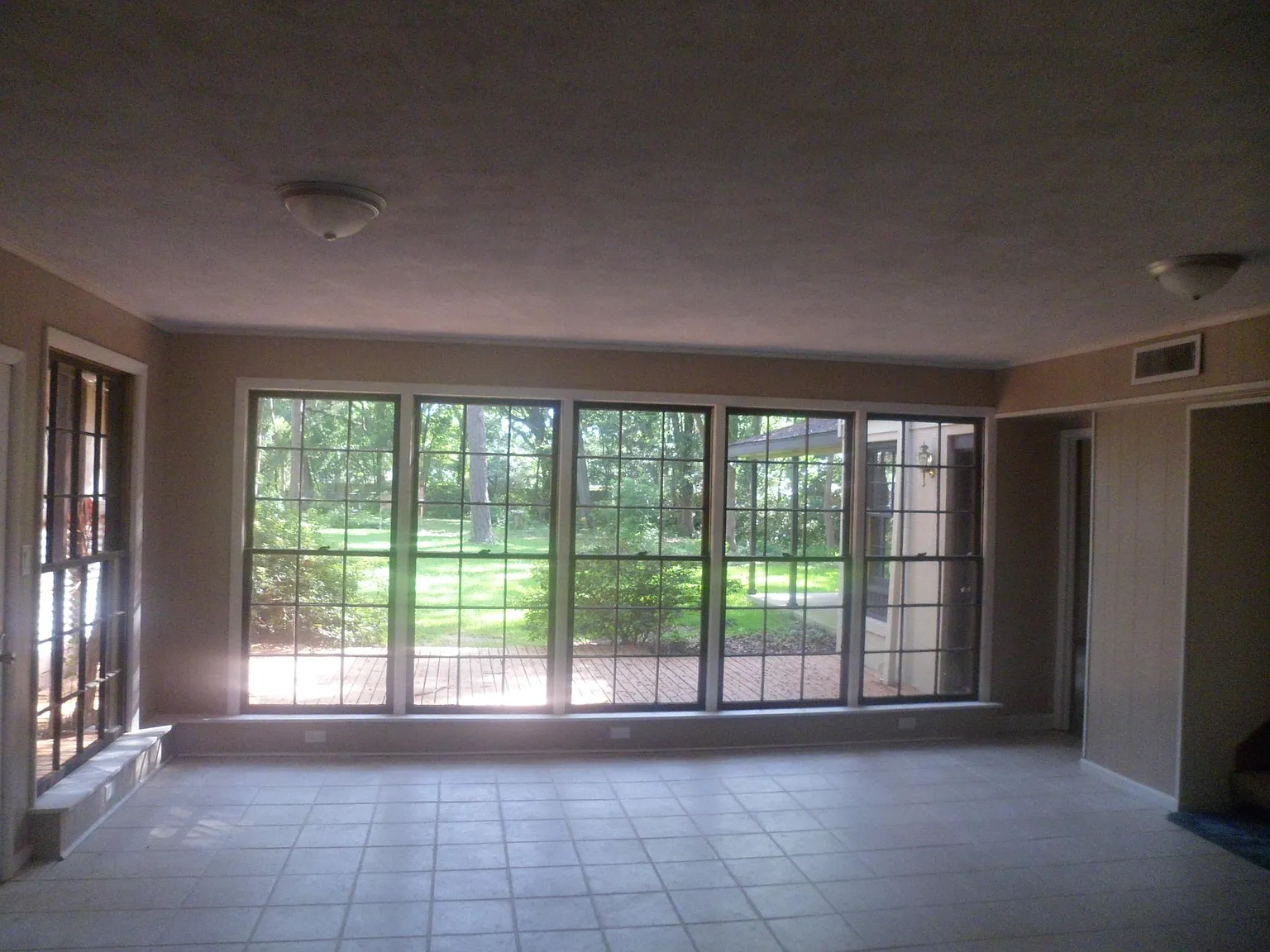 1123 Browning Dr — Photo 3