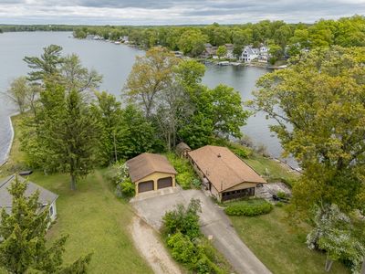 12391 Sunset Dr, Plainwell, MI, 49080