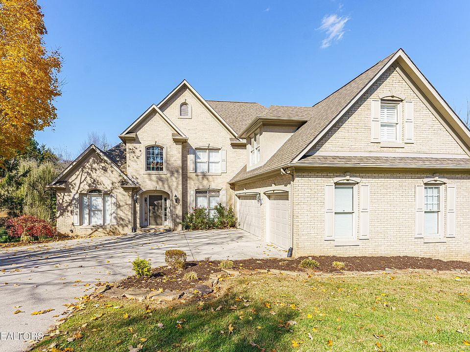1st image of 1905 Hidden Meadow Dr