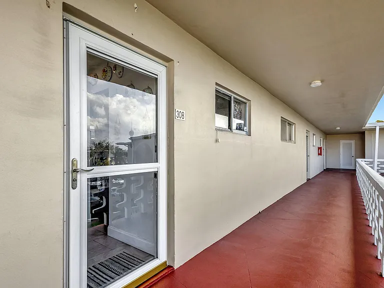 2812 Garden Dr S #308 — Photo 14