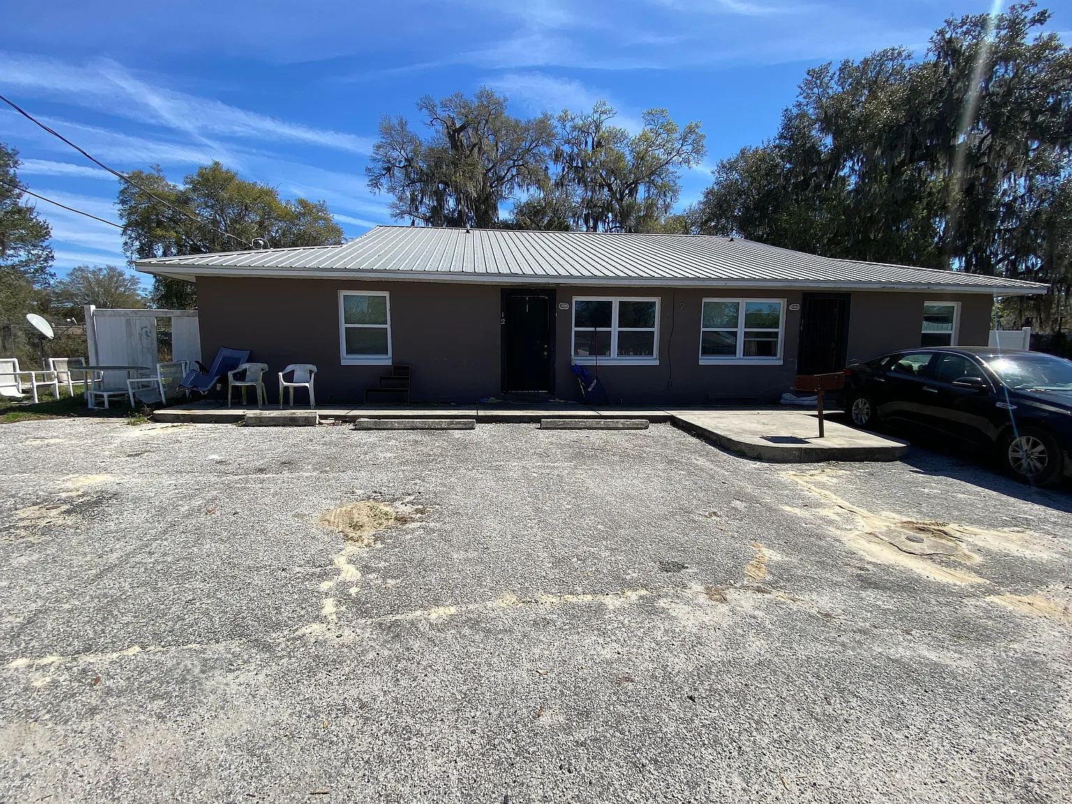 16 NW 21st Pl — Photo 1